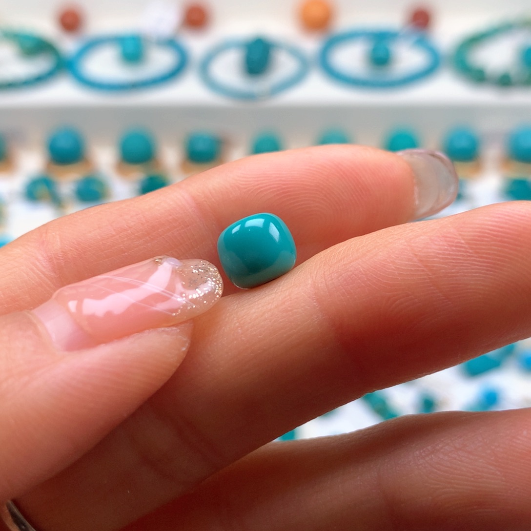 绿松石配饰未镶嵌