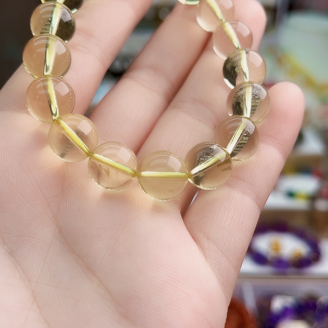 水晶手串未镶嵌天然