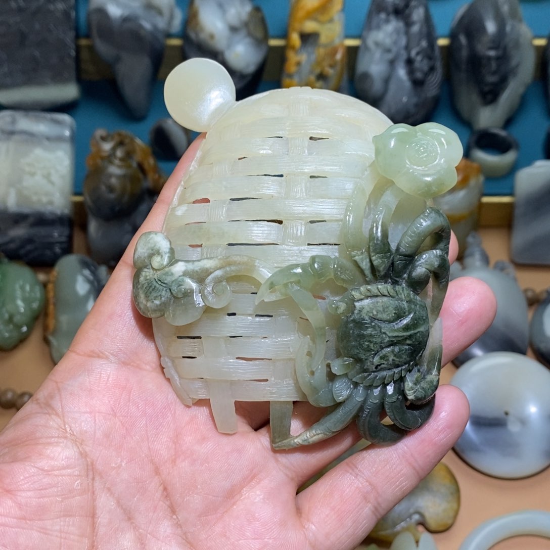 未镶嵌和田玉把件