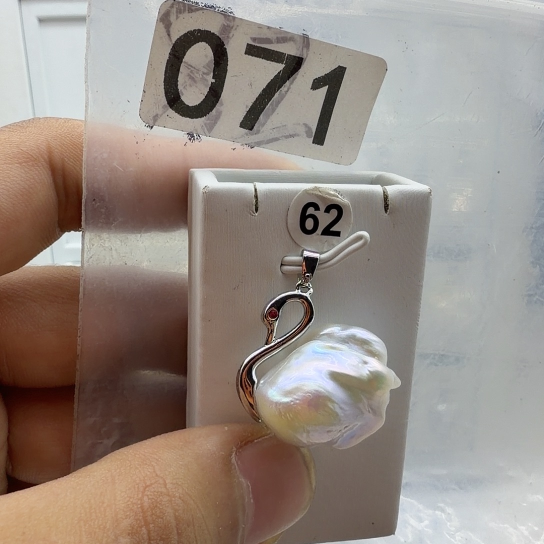 颈饰合金淡水珍珠