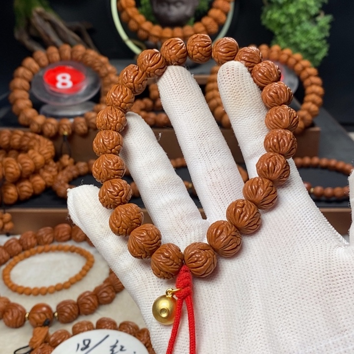 桃核吊坠独***?秦岭龙纹