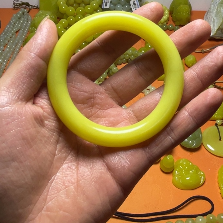 金***山非金属新疆黄玉手镯58圈口