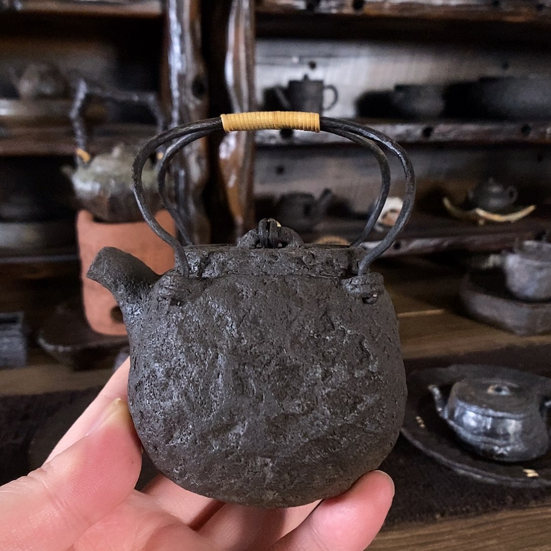 手工制作柴烧茶具