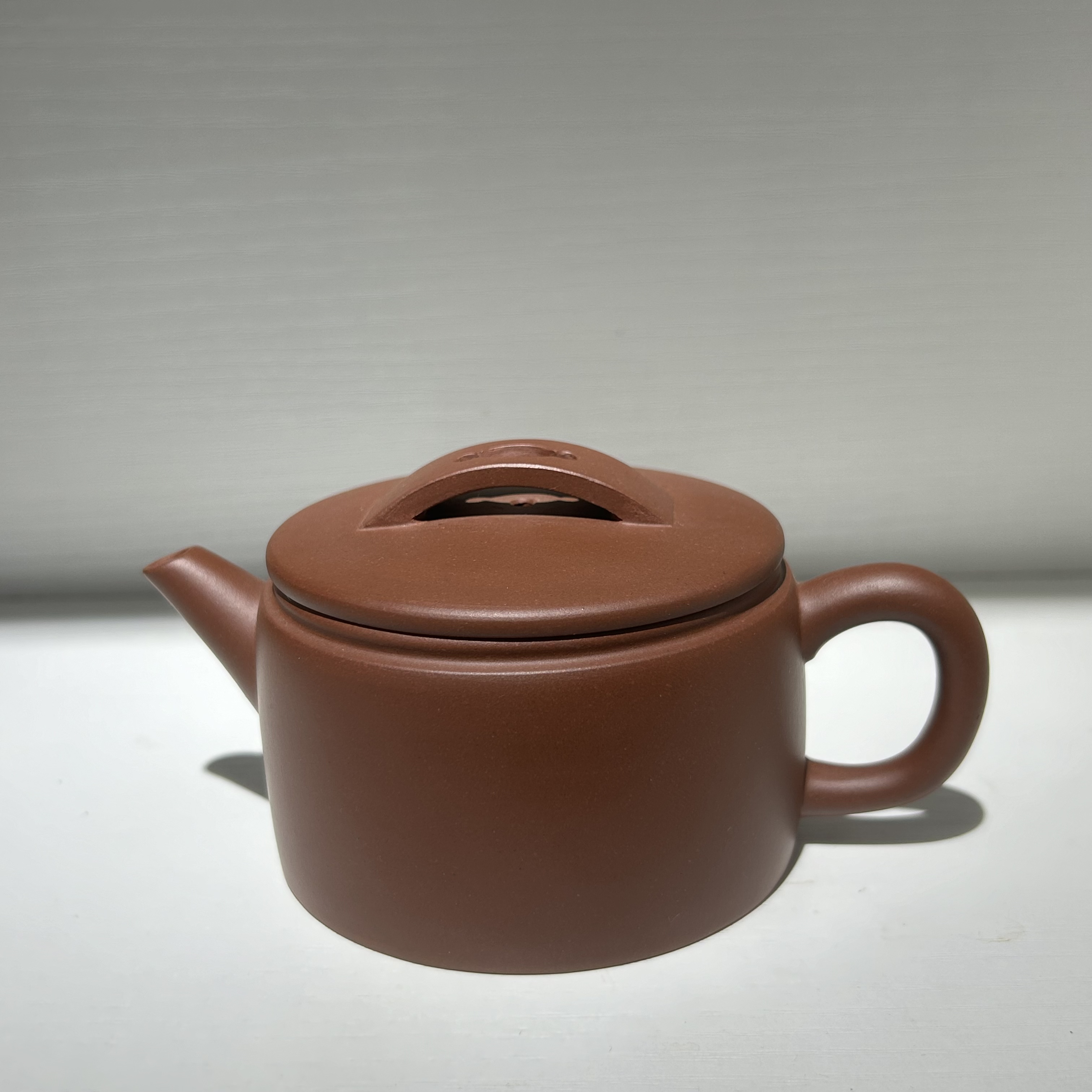 红皮龙半手精工汉瓦壶200cc