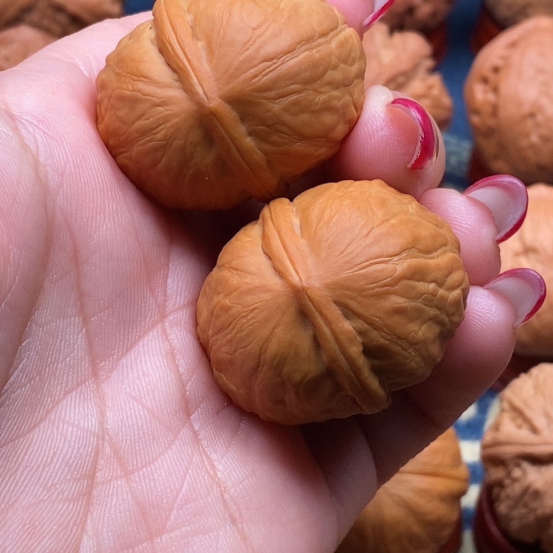 把件文玩核桃精品龙胆