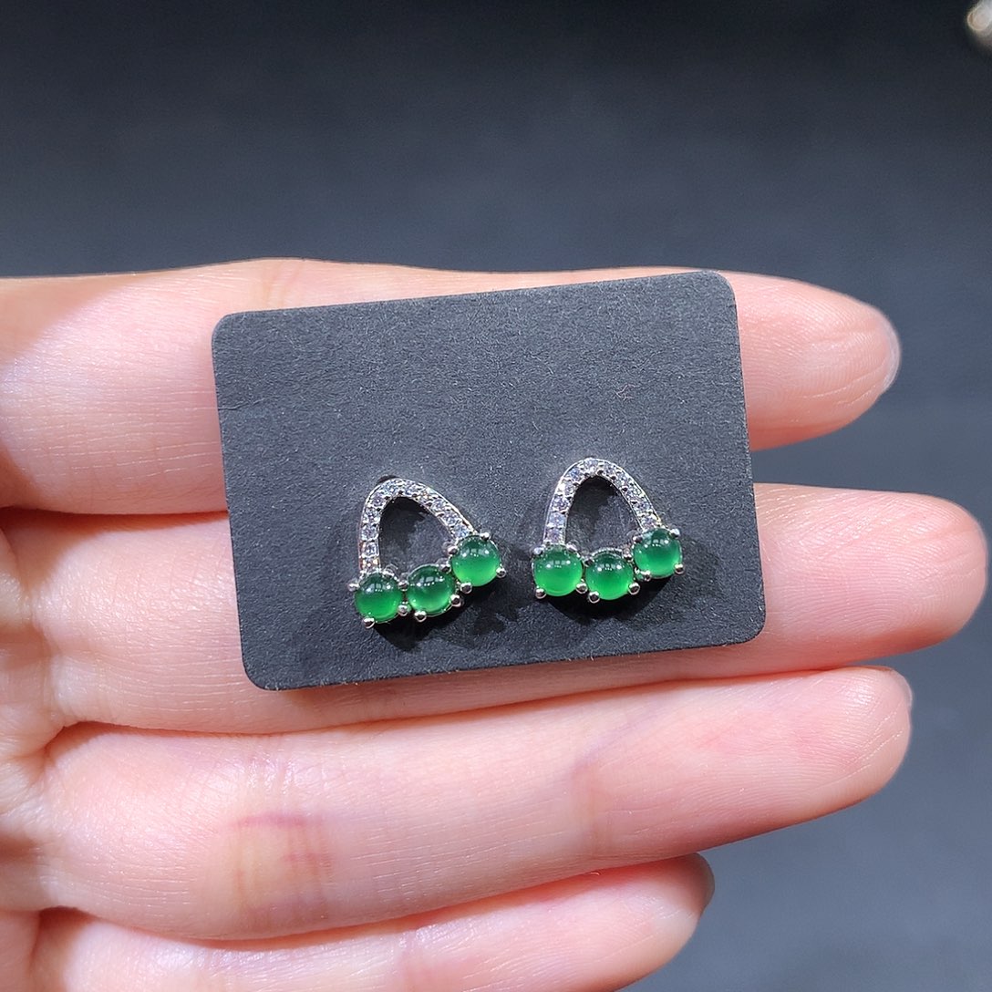 未镶嵌戒指翡翠翡翠