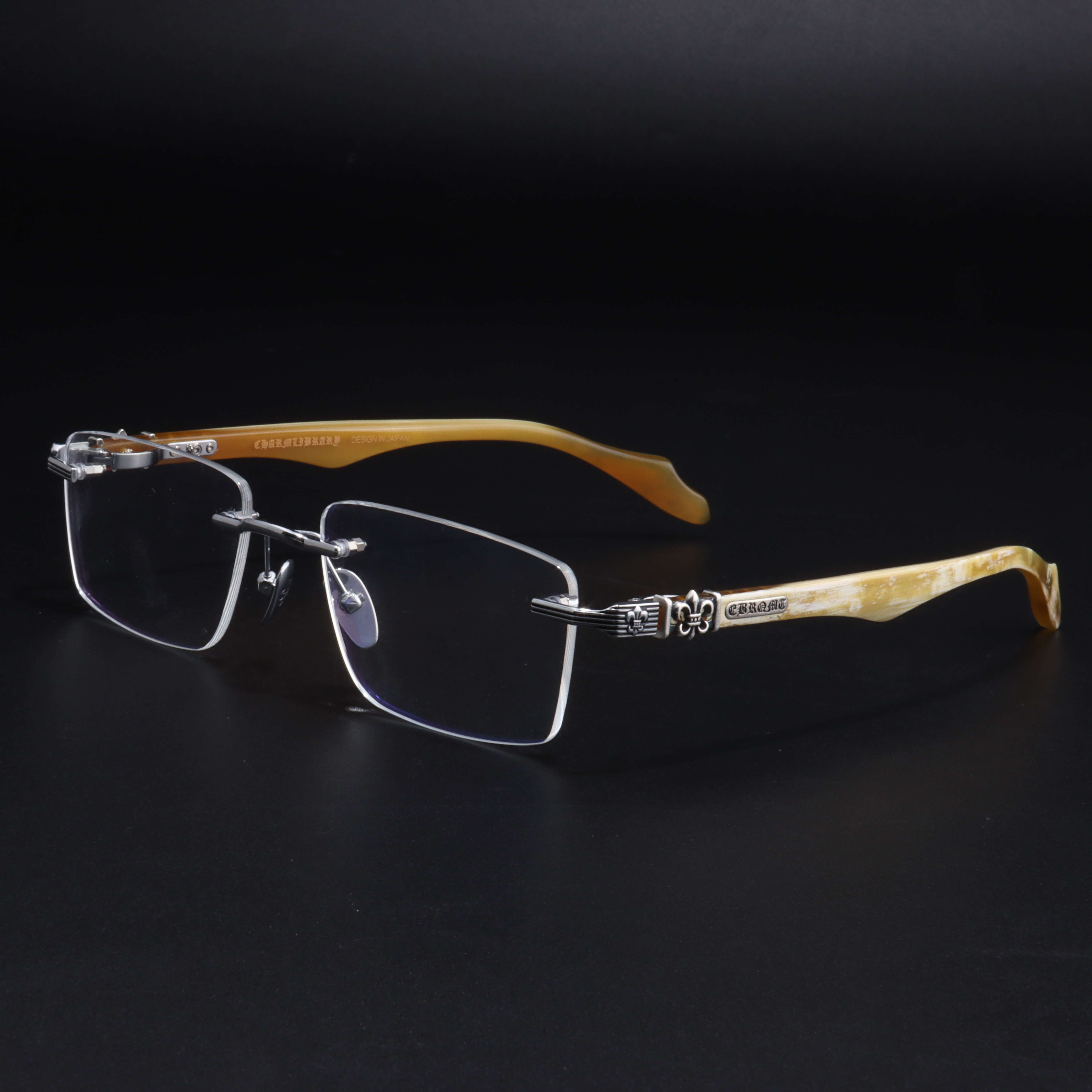 【免费配度数】柯罗姆稀有白牛角系列眼镜