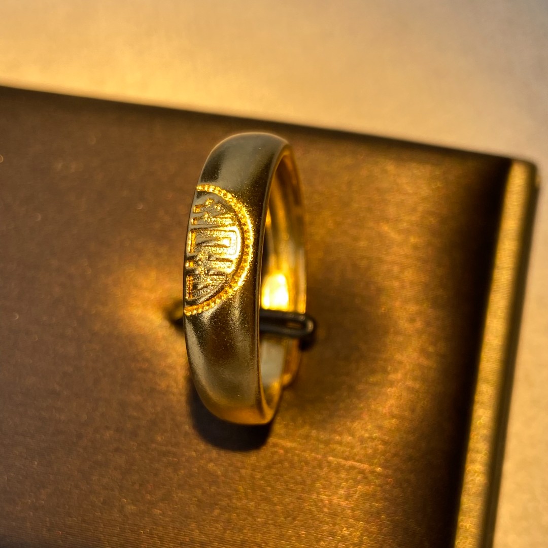   7083戒指--轻奢时尚设计首饰送礼盒【男女喜字对戒】