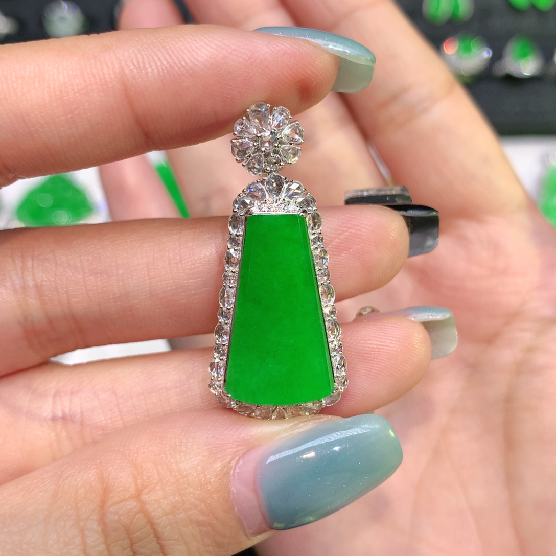 时***浅翡翠18K金镶嵌吊坠(不含链)