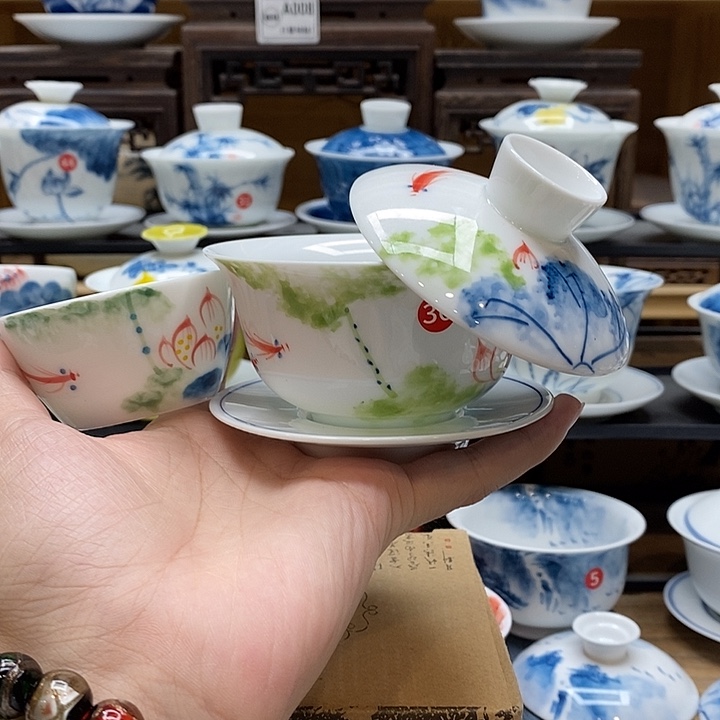 手绘五彩荷花悬停盖碗150cc➕水缸杯釉下彩微瑕福利款