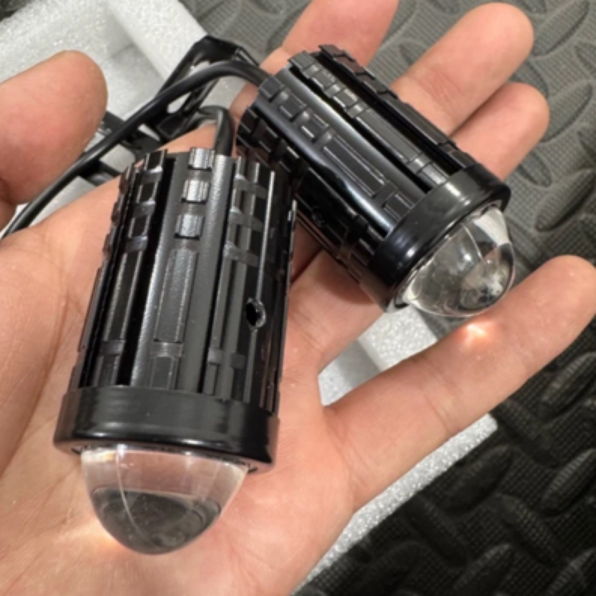 12V-85V铝合金高亮黄白光灯一对