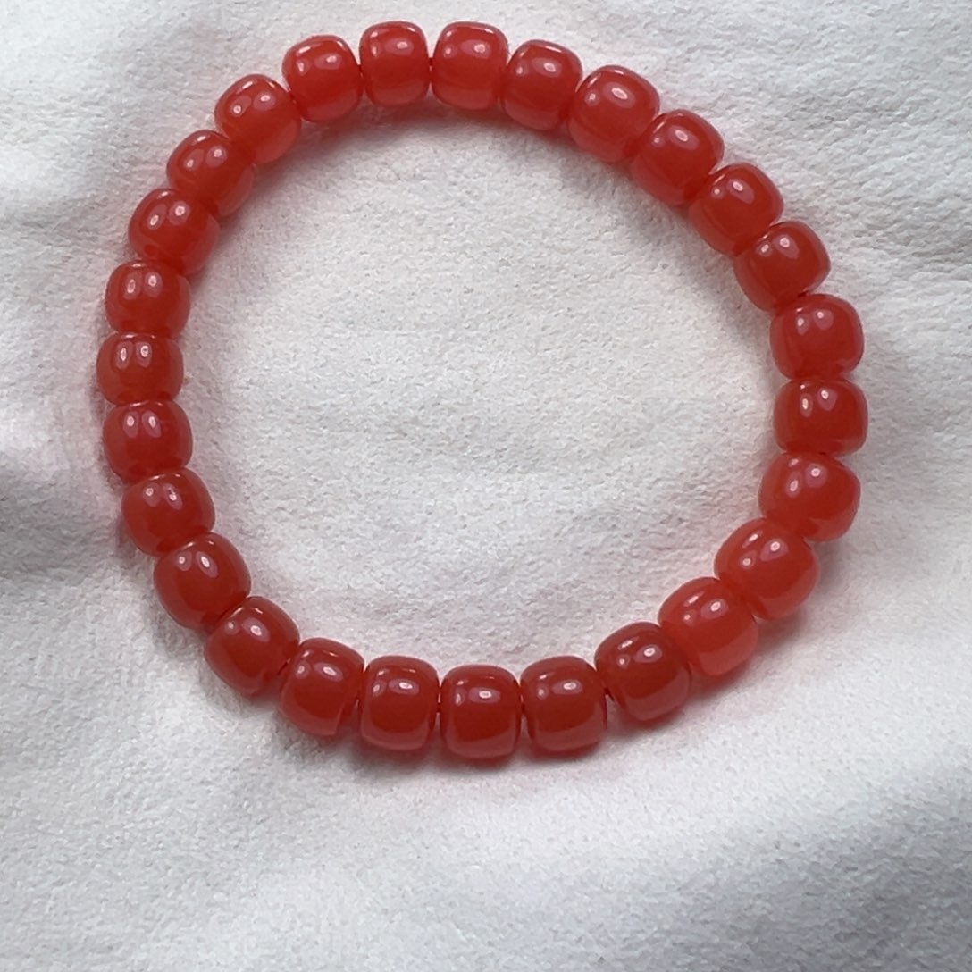 南红玛瑙手串未镶嵌