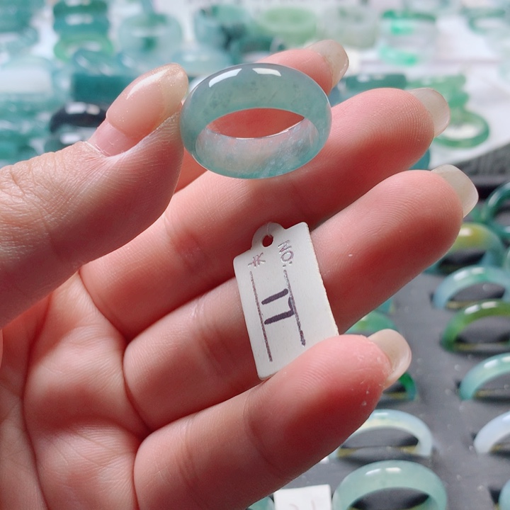 翡翠戒指未镶嵌戒指