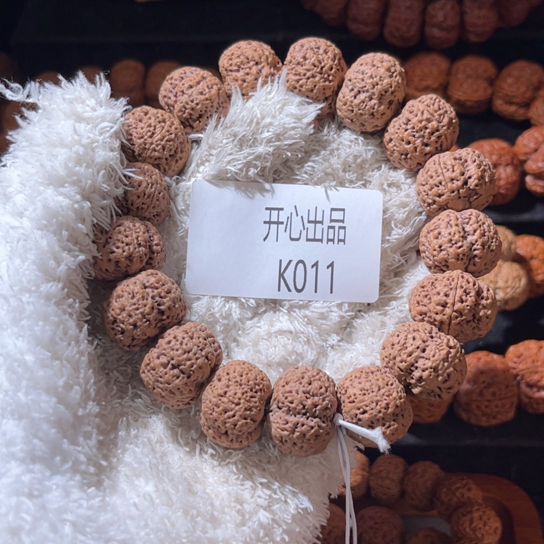 挚***怡手串金刚菩提熊猫菠萝蜜21尺寸