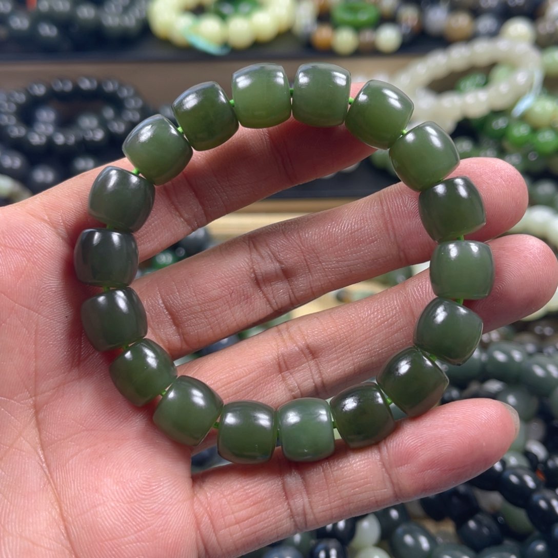 和田玉手串未镶嵌