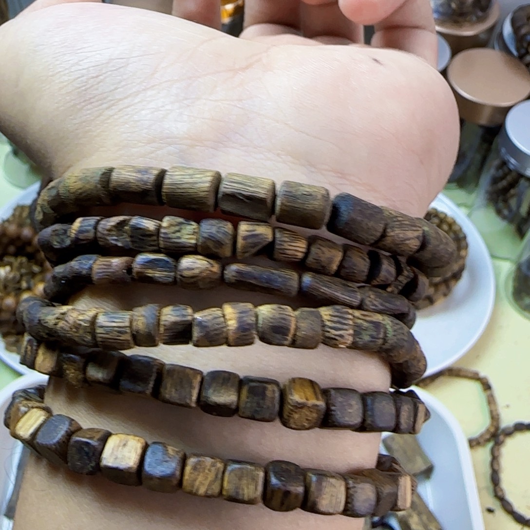 沉香碎屑沉香奇楠沉香碎2克高货