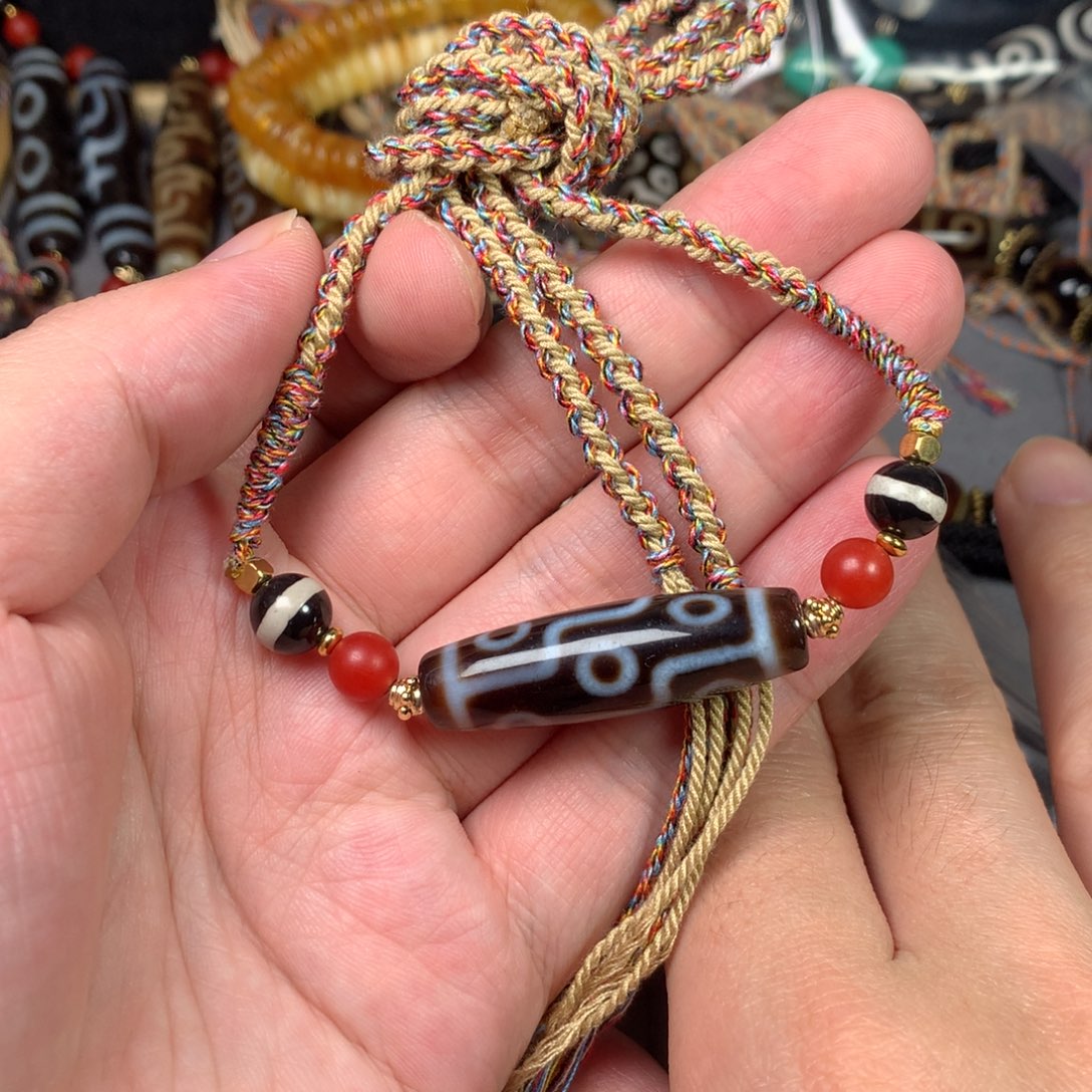 知***人玛瑙/玉髓合金颈饰