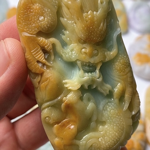 定制翡翠未镶嵌翡翠