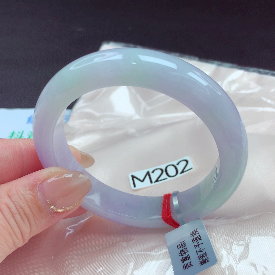 翡翠手镯未镶嵌手镯88