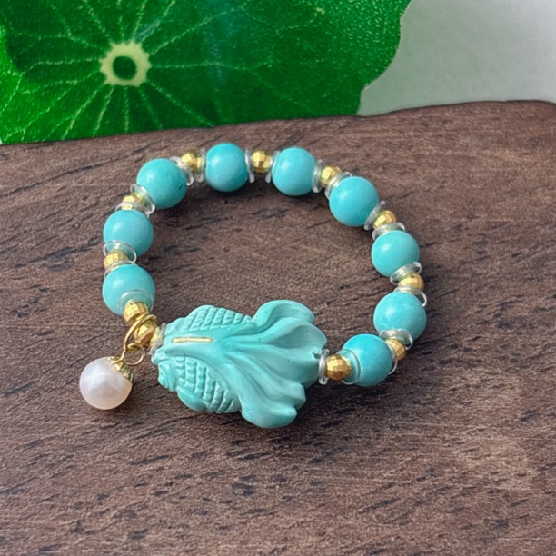 399天然绿松石锦鲤18K弹力线戒指，主石约9.5×11×7mm，多样发货