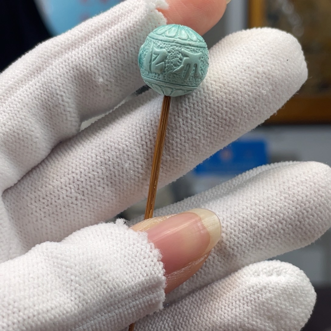 绿松石未镶嵌挂件