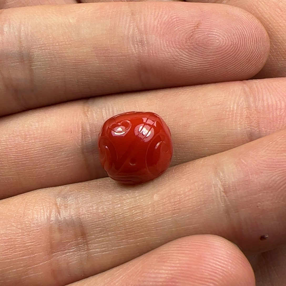 未镶嵌老型12南红玛瑙