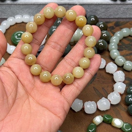 和田玉未镶嵌手链