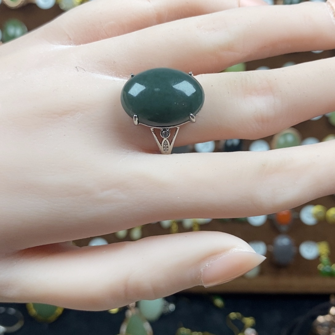 和田玉（青玉）戒指合金