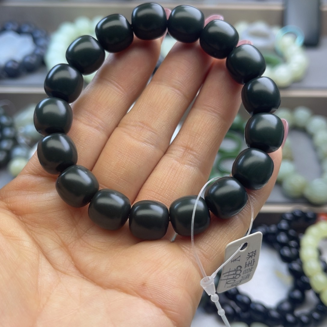 未镶嵌和田玉手串