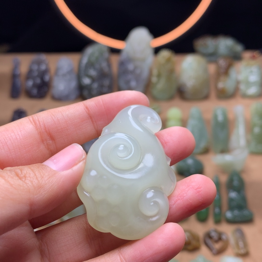 和田玉挂件未镶嵌