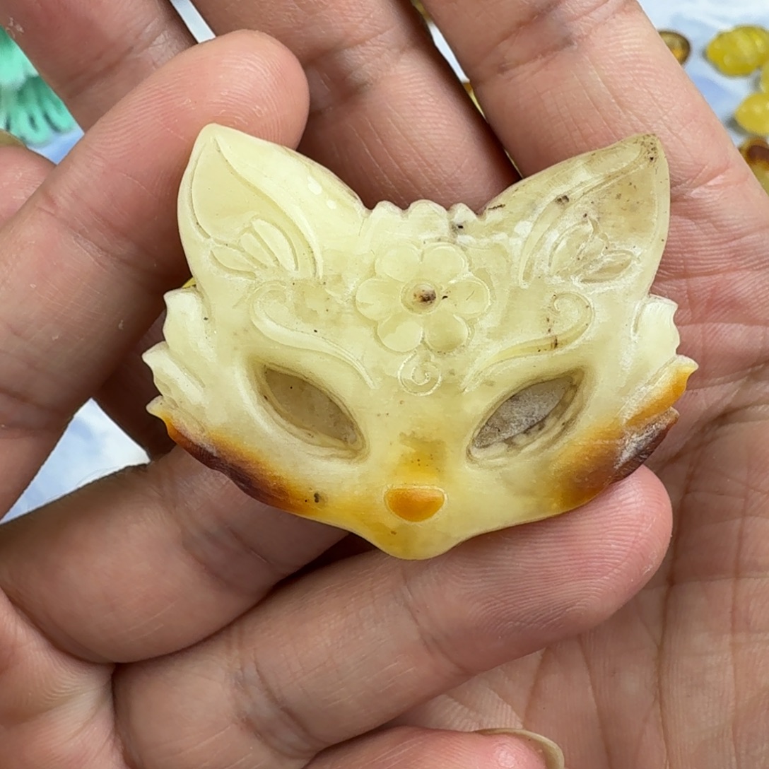 h***～琥珀未镶嵌珠宝奇石