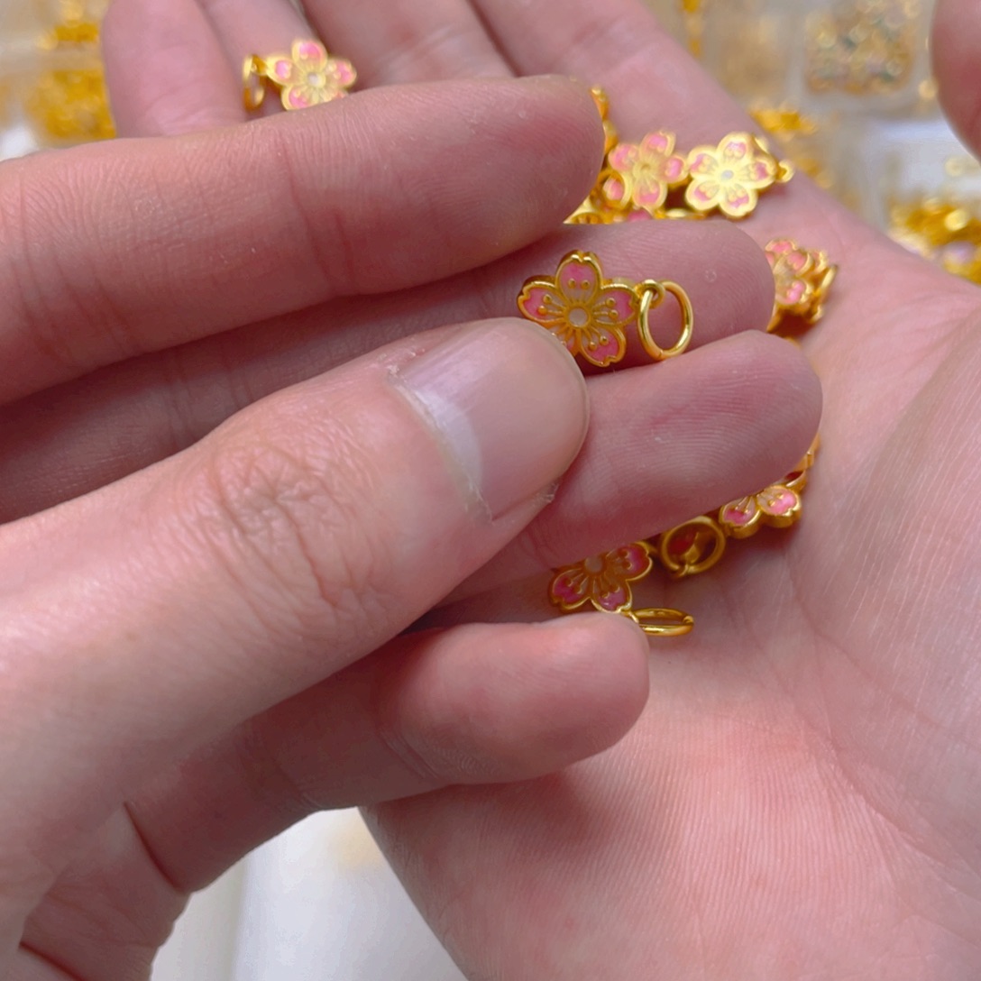 锆石铜合金珐琅彩桃花2颗