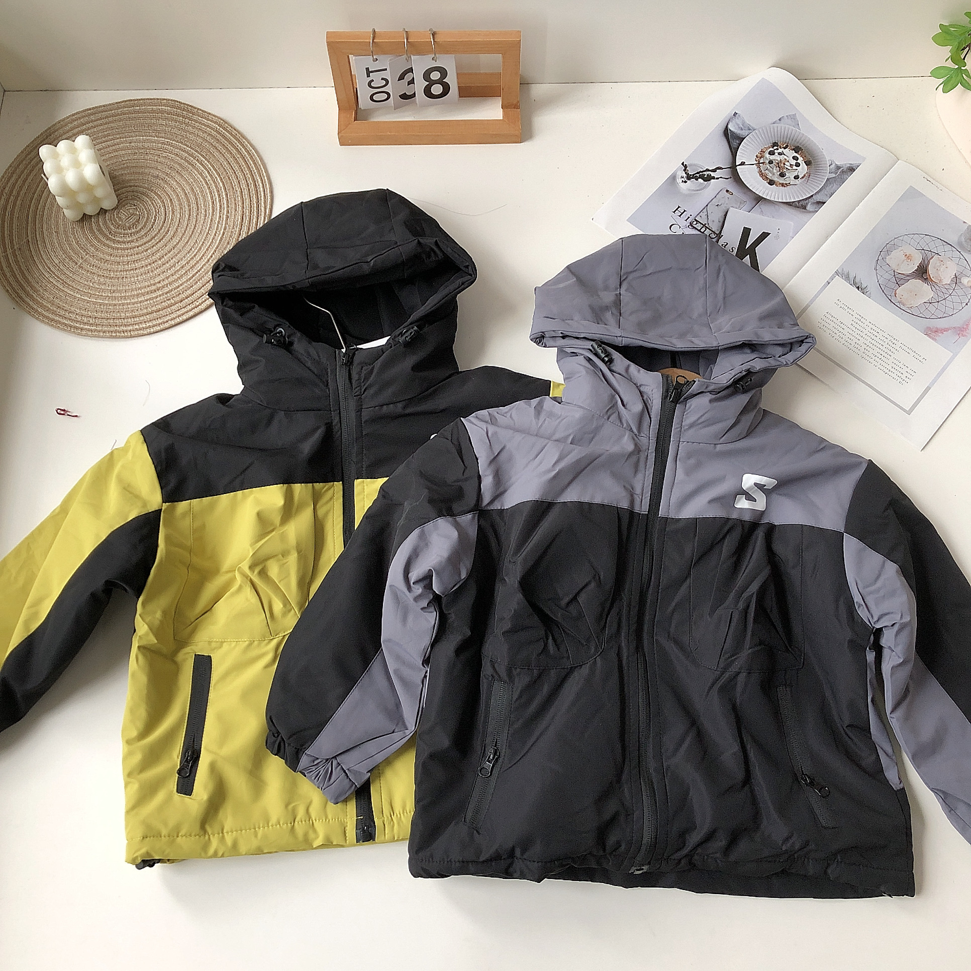 B061比迪儿童冬季夹棉外套S字母款8825