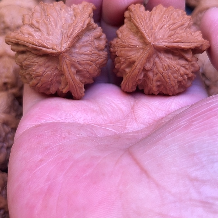 文玩核桃吊坠我想要