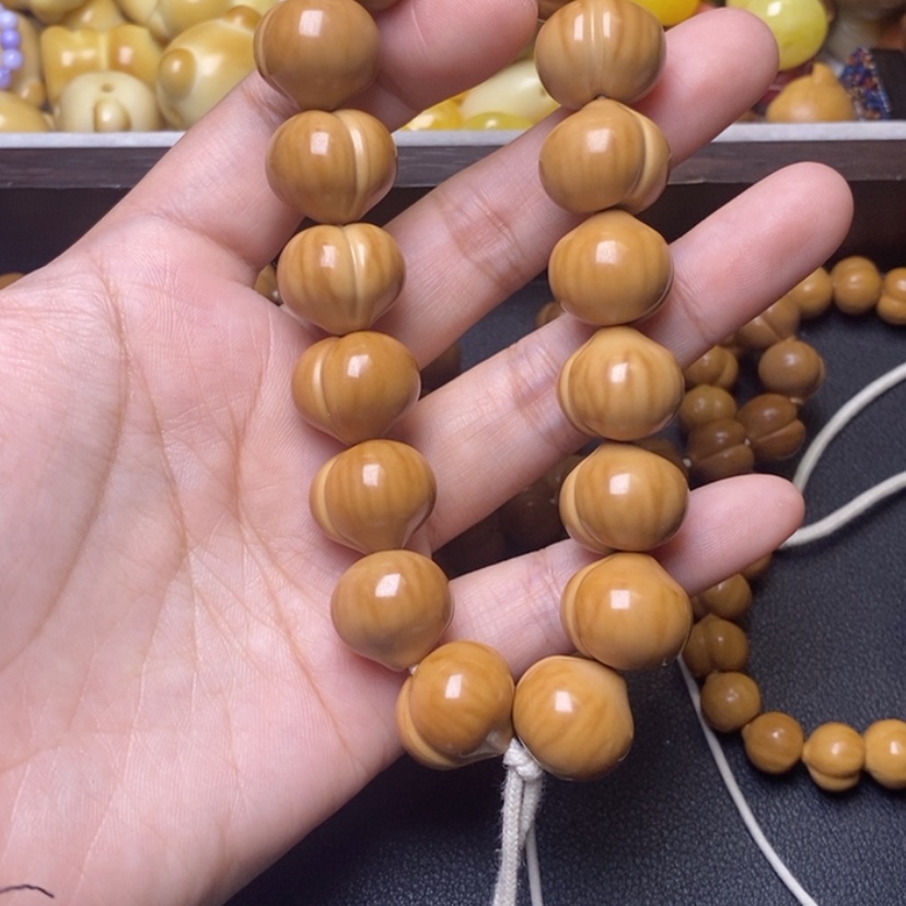 【闪购商品】吊坠猴头核桃亮***玩光面17