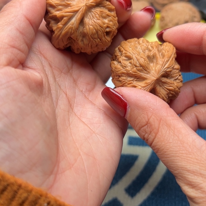 桃核吊坠文玩红锦鲤