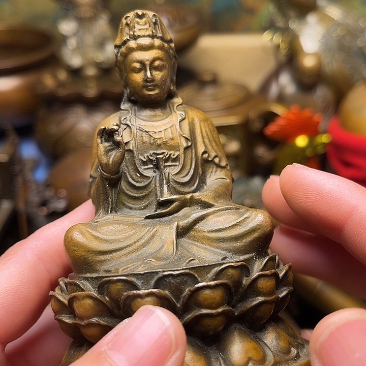 精美铜器批发档口