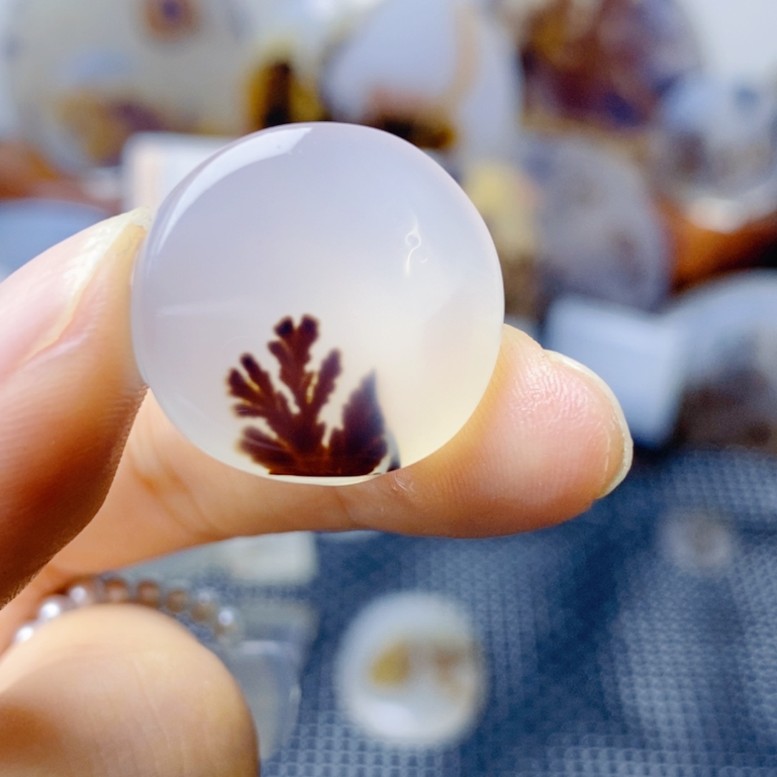 玛瑙/玉髓未镶嵌珠宝奇石