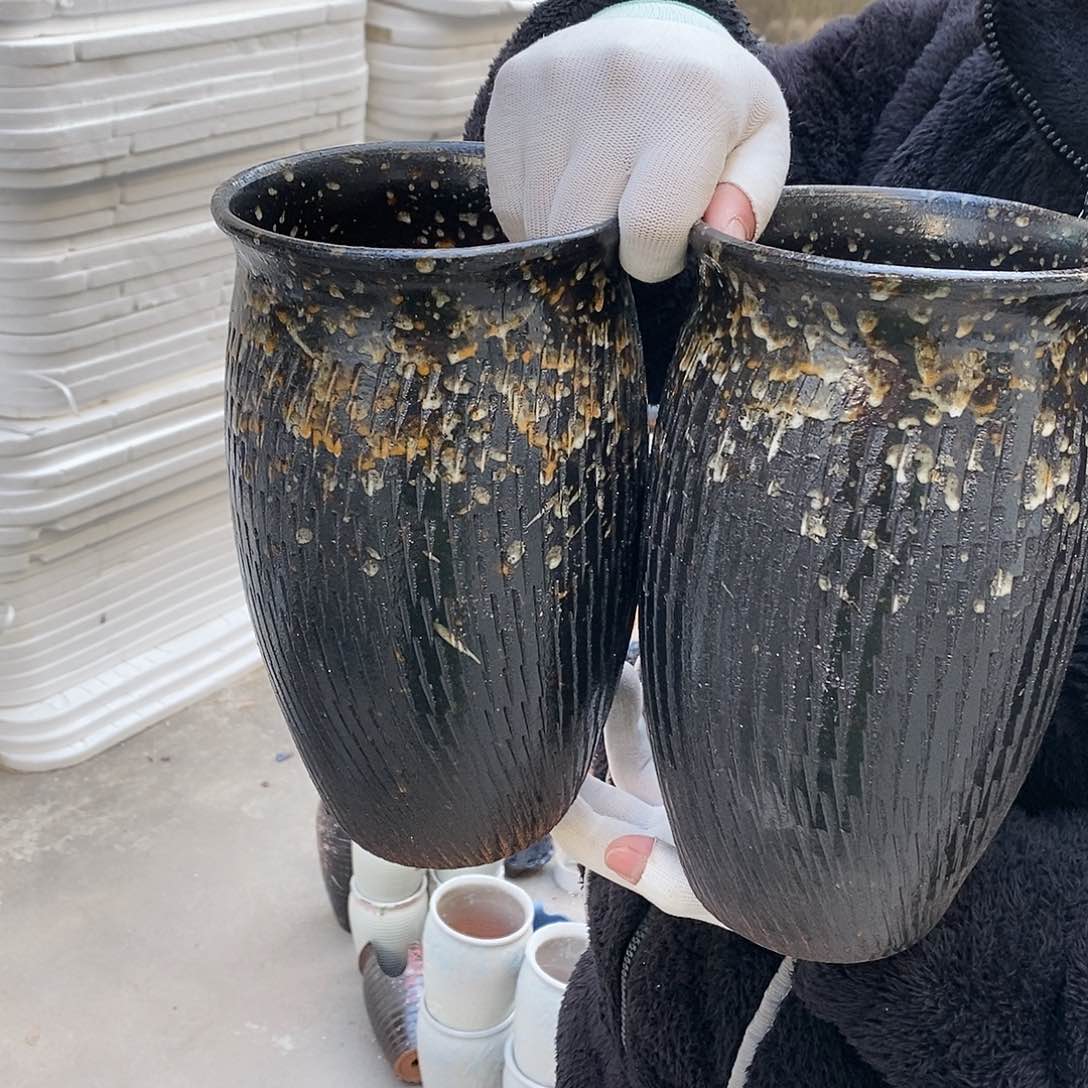 紫砂花盆瑕疵口15高25瑕疵