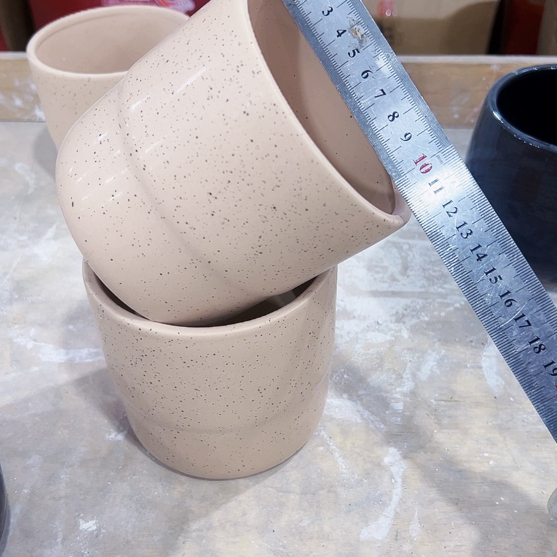 有孔，外贸尾单陶瓷花盆凑单10米包邮