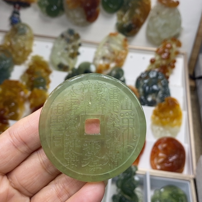 【闪购商品】未镶嵌蛇纹石玉颈饰