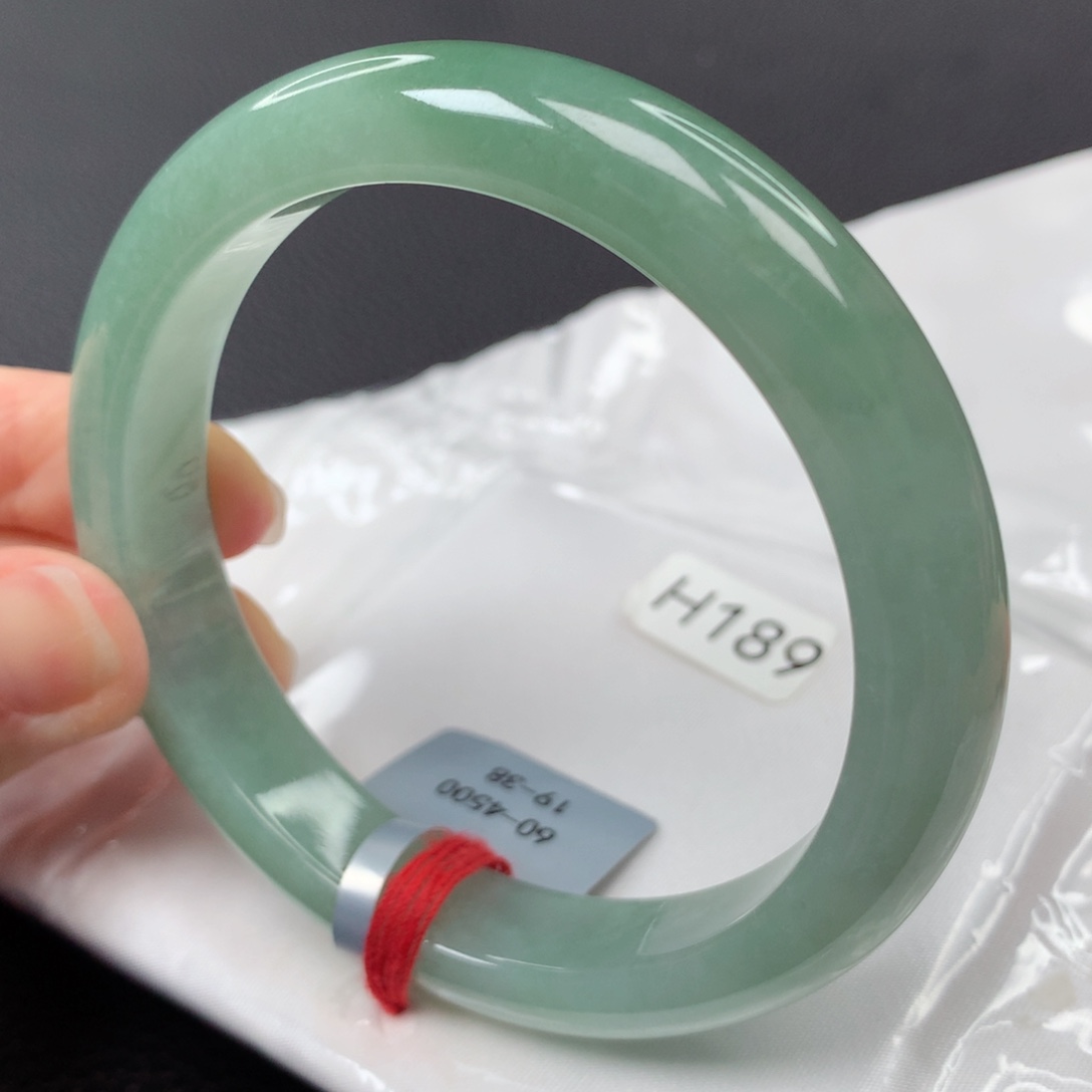 【闪购商品】翡翠手镯未镶嵌40号正圈