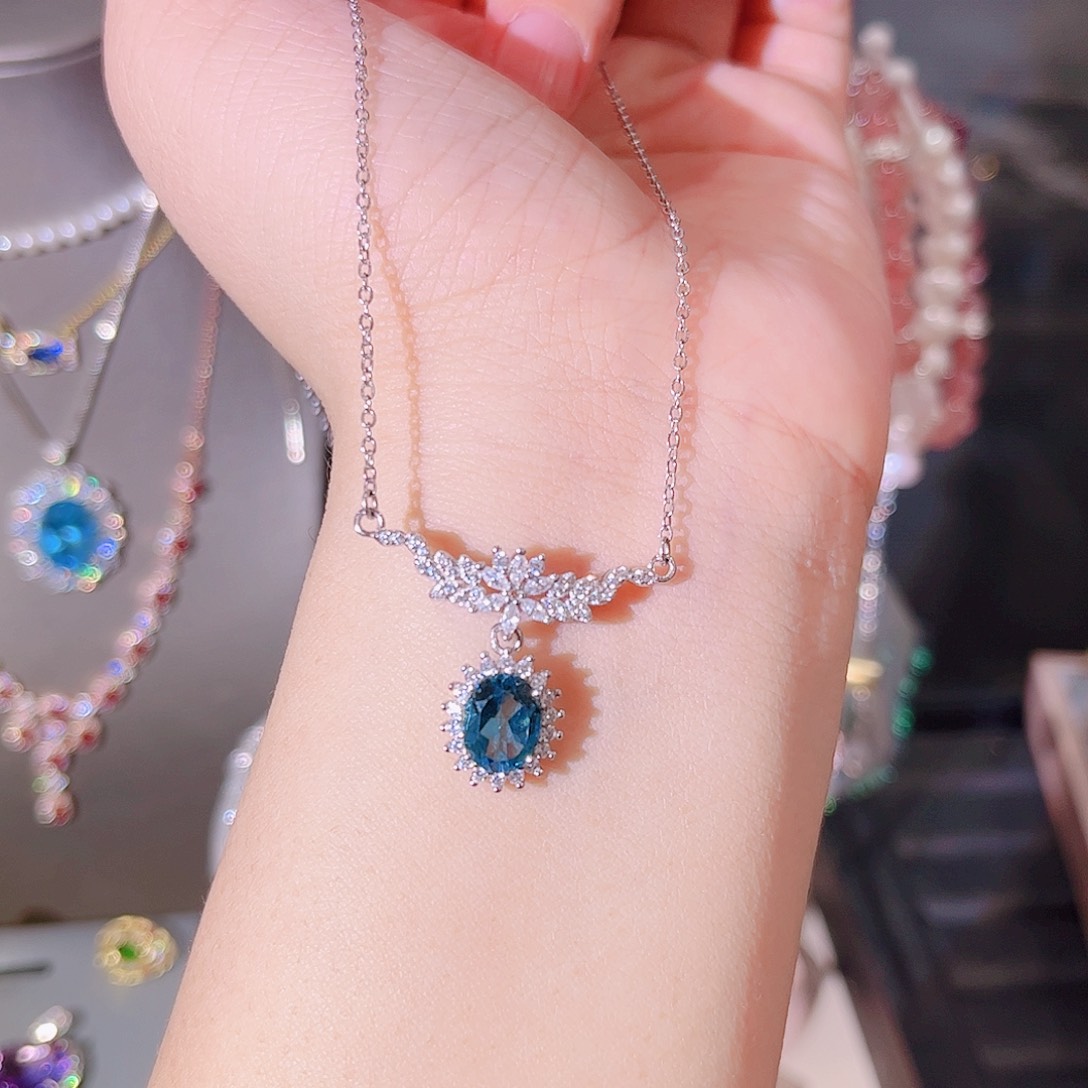 托帕石颈饰银S925镶嵌一*亿