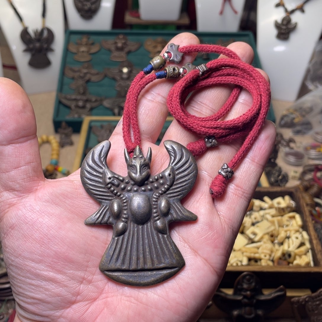 藏传大鹏鸟脖挂大尺寸