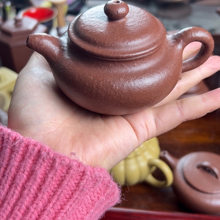 紫砂茶壶降坡仿古