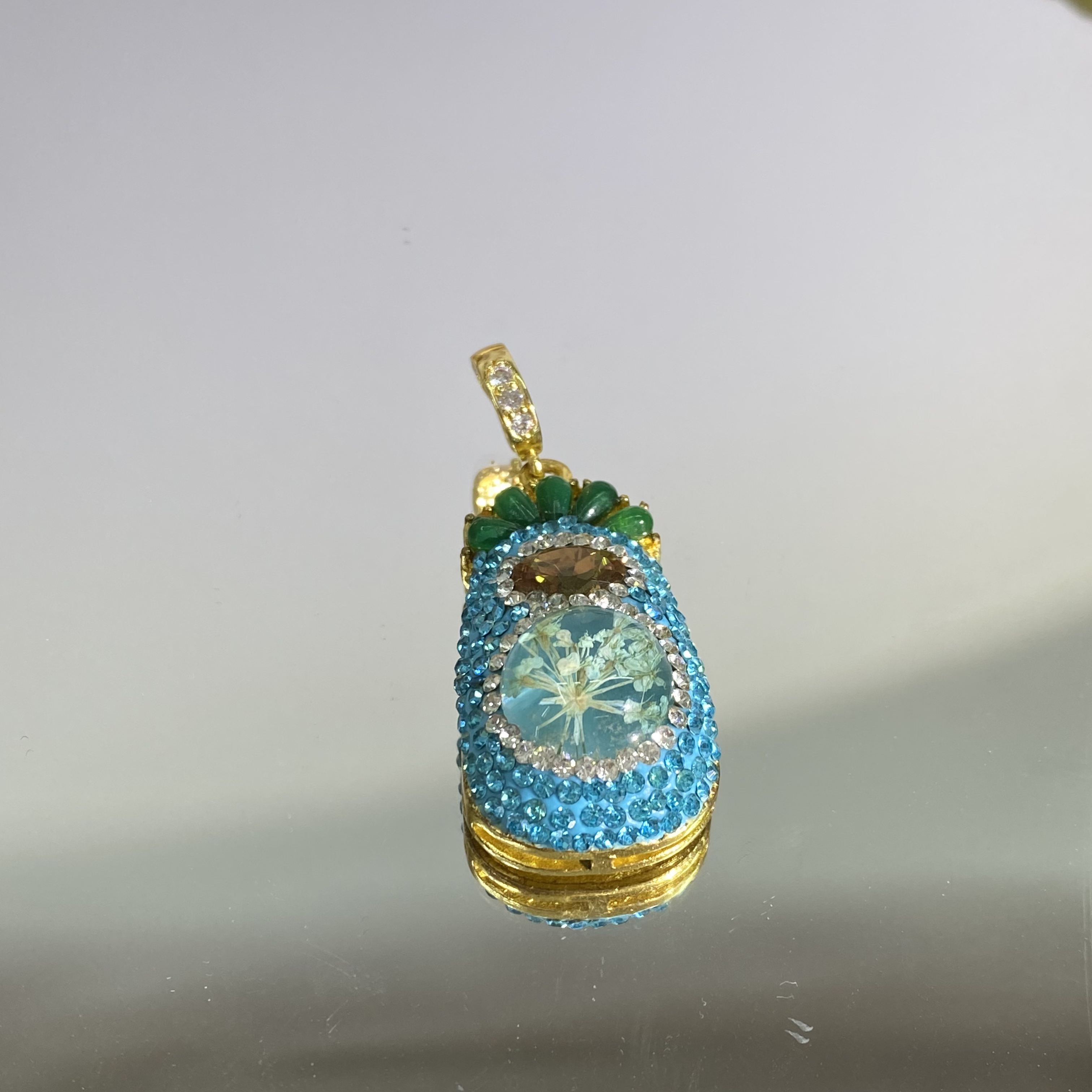 铜合金合成锆石吊坠 TTSD 蓝色蛋面镶嵌款吊坠 1140