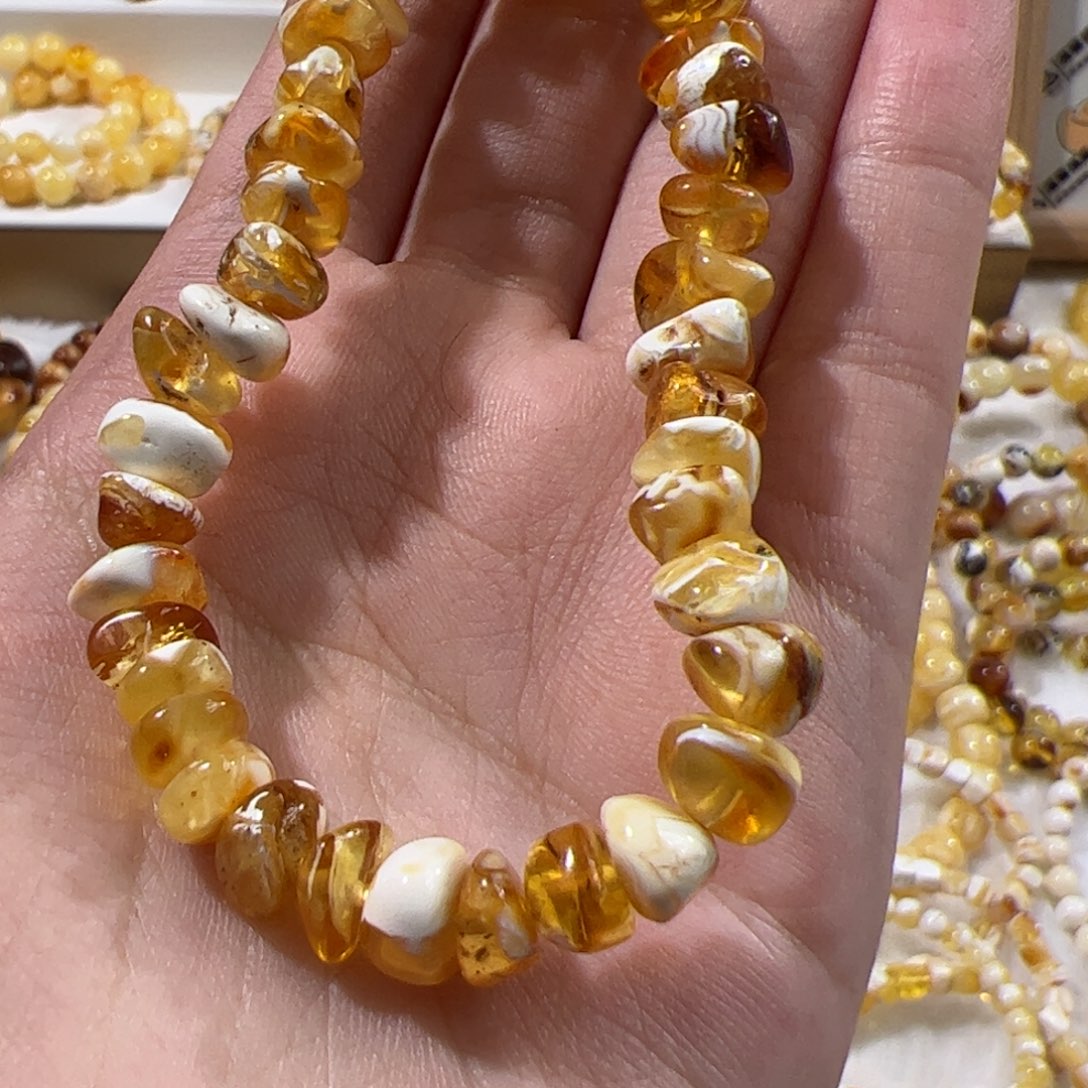 琥珀未镶嵌珠宝奇石橘沁瓷白妖花随型手串