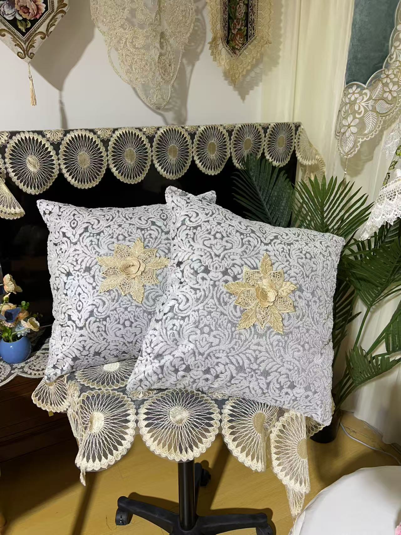 ZN089-10高级灰割绒【45*45/对】高级灰割绒抱枕巾（不含芯）