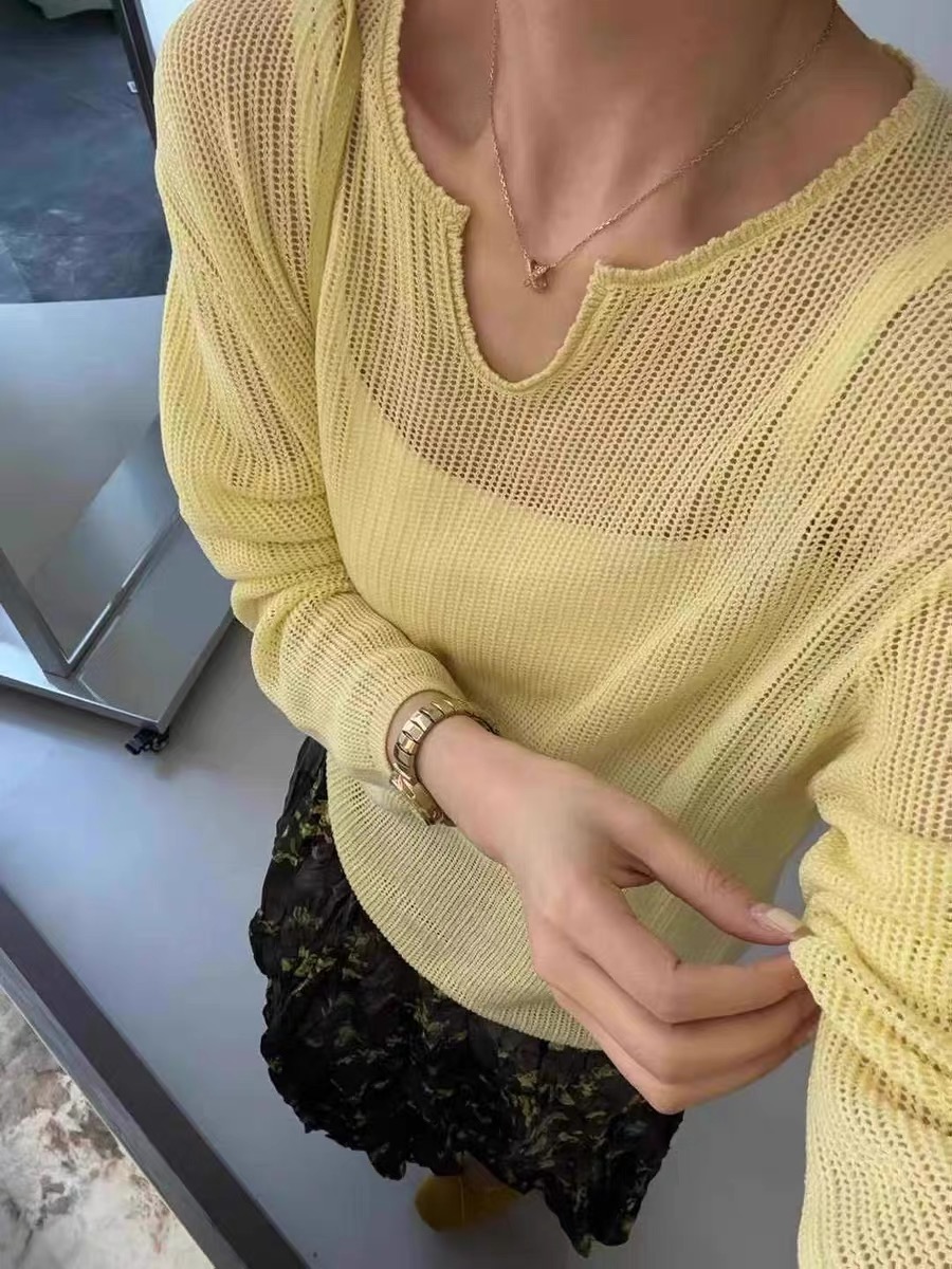 韩版V领肌理感冰丝针织衫上衣女春薄款小众设计防晒t恤罩衫