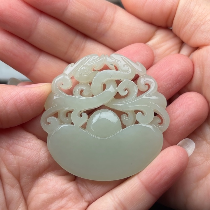 未镶嵌和田玉挂件